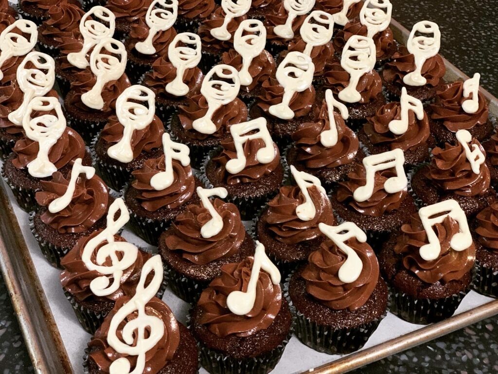 Cupcakes with Chocolate Designs