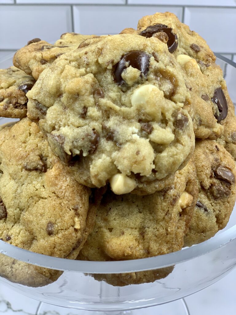 Chocolate Toffee Chip Cookies